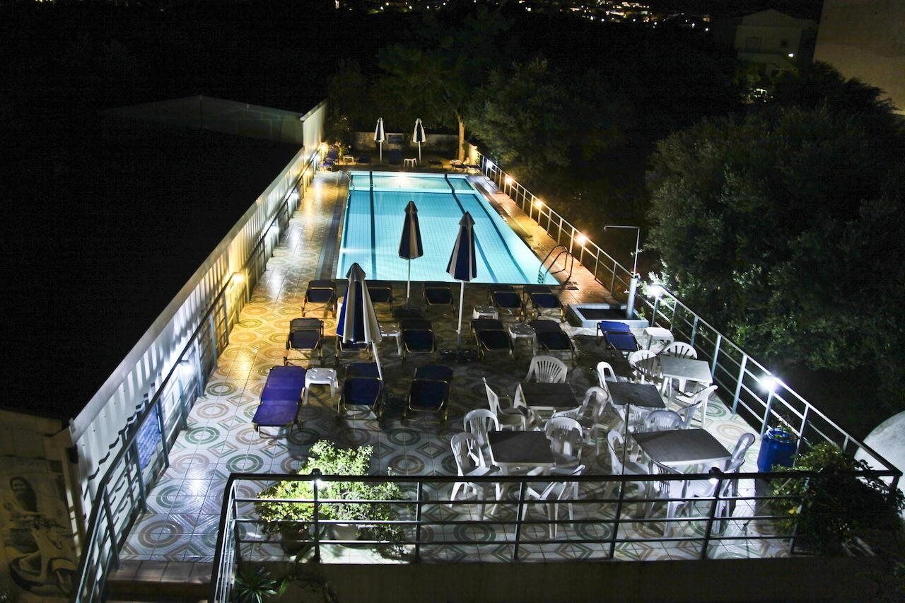 Nontas Apartments Hersonissos  Exteriör bild